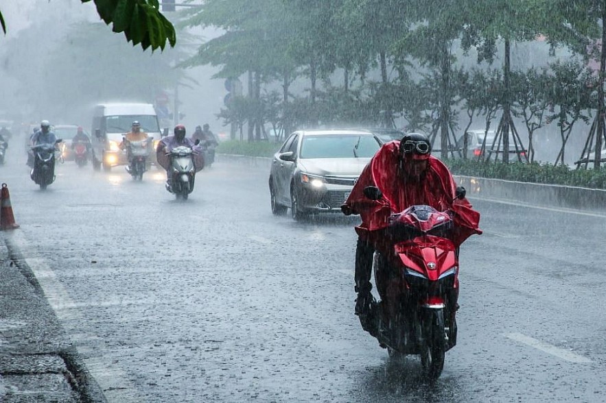Vietnam Business & Weather Briefing (May 25):