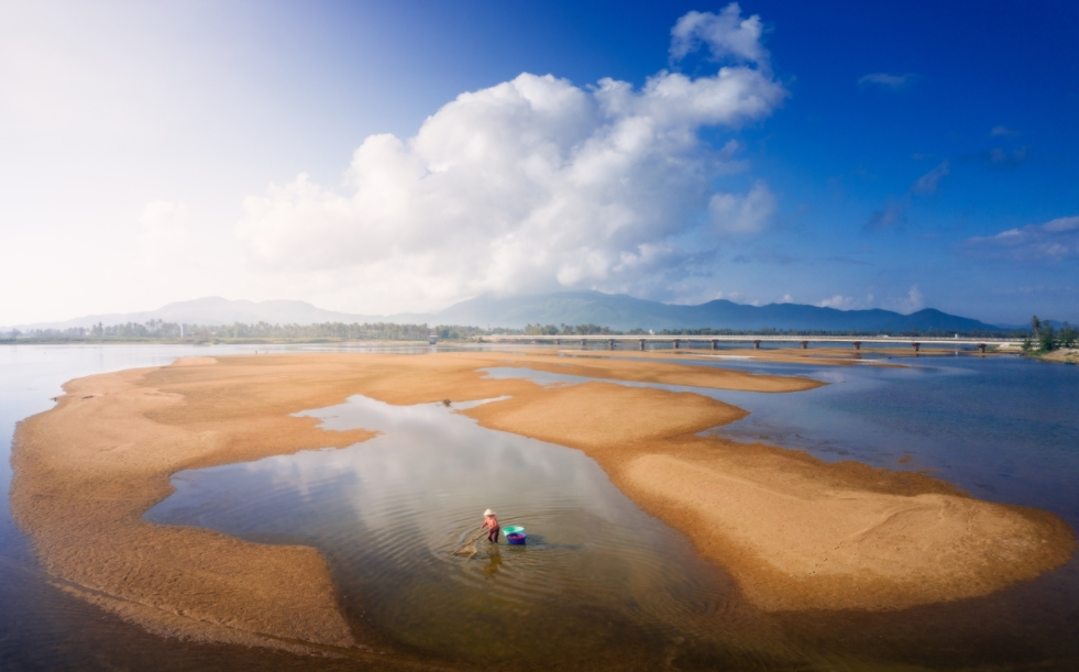 Vietnam's tranquility appears stunning under professional lenses