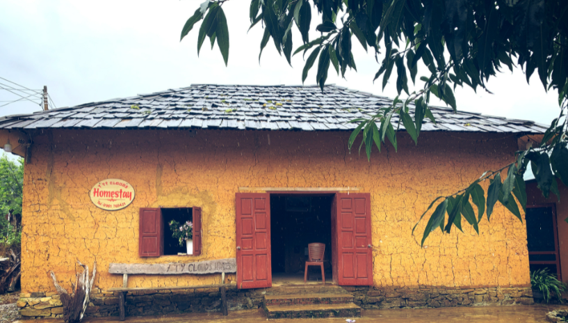 Ethnic Vietnamese young man promotes tourism in remote commune