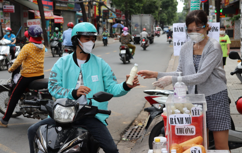 Ho Chi Minh City citizens show kindness amid Covid-19 lockdown