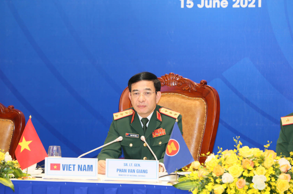 Vietnam calls for early completion of Code of Conduct in the Bien Dong Sea