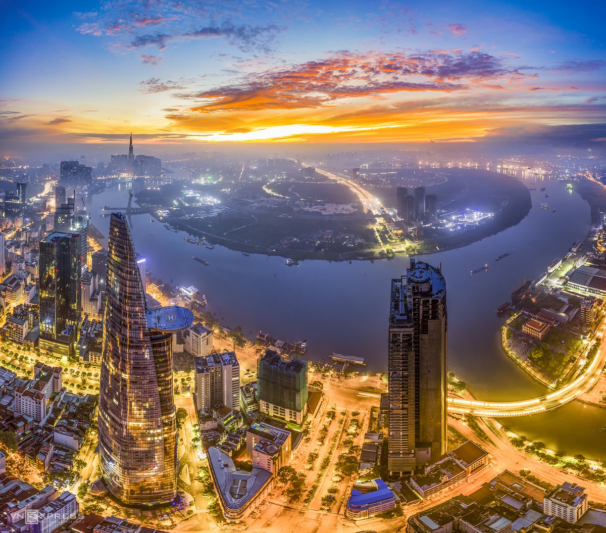 a dreamy saigon under cloud and fog