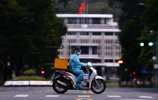 vietnam covid 19 updates august 5 double jabbed arrivals set for seven day quarantine