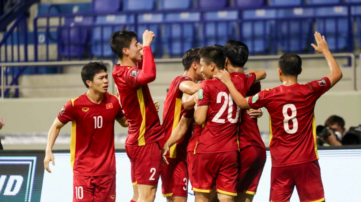 Vietnamese Football Team Outpaces Thailand in FIFA Rankings