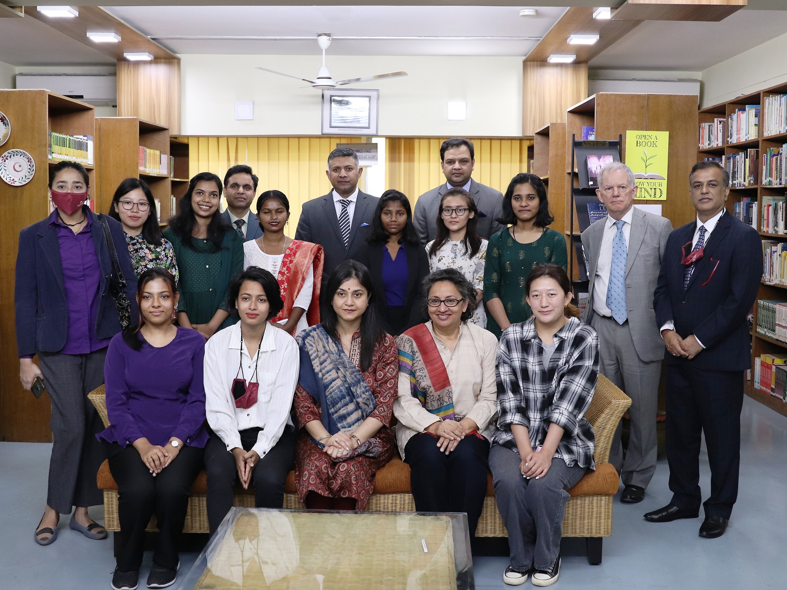 His Excellency High Commissioner Vikram Doraiswami and Mrs. Doraiswani with AUW students at the AUW Library.