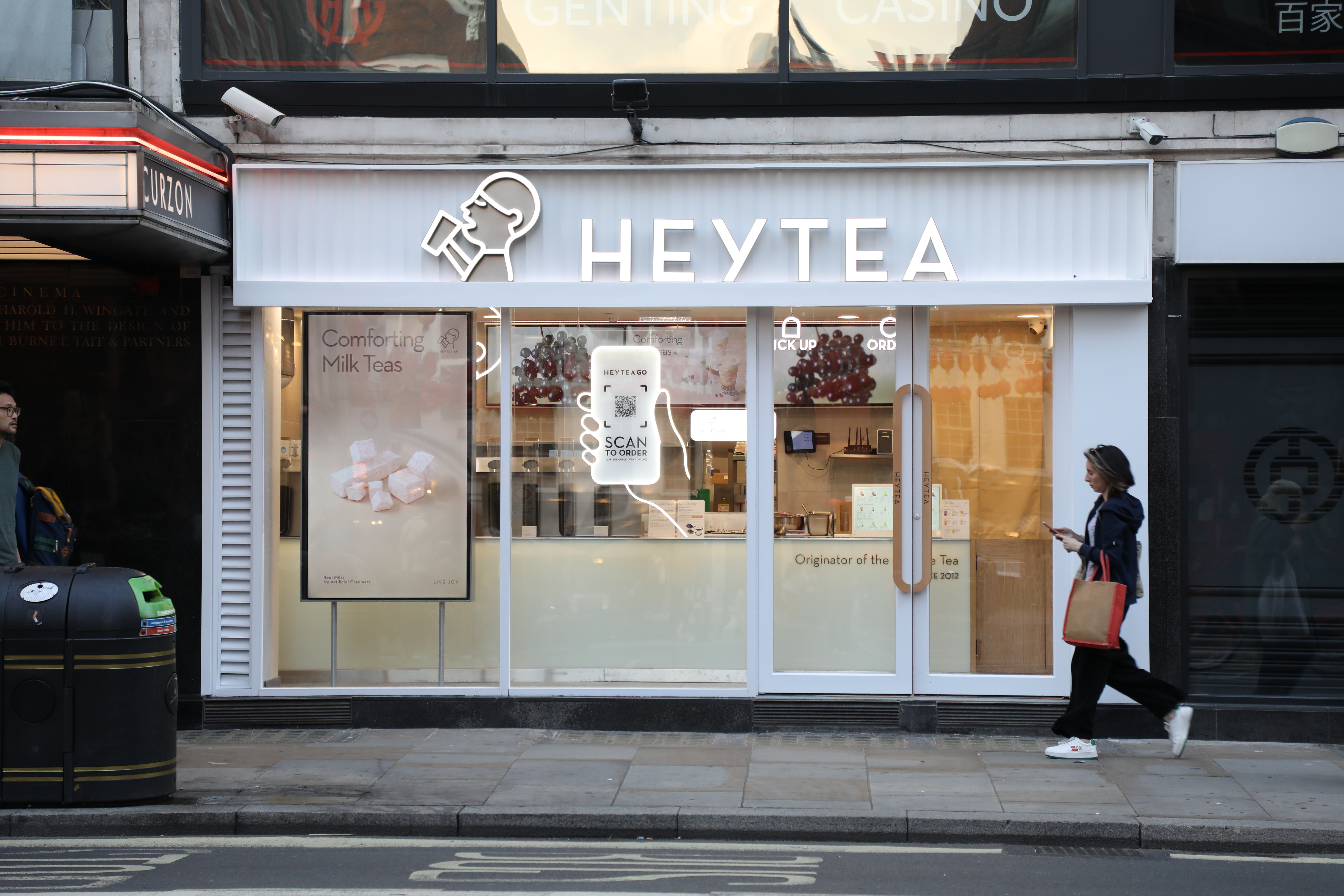 heyteas london soho store officially opens attracting large turnouts