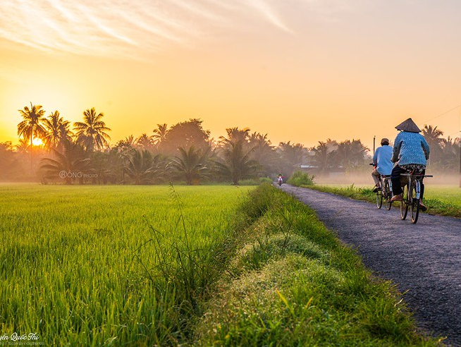 vietnamese amateur photographer launches a gallery of thousands photo about ben tre due to love