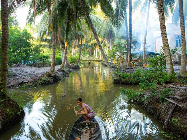 vietnamese amateur photographer launches a gallery of thousands photo about ben tre due to love