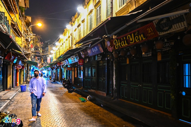 COVID-19 Updates (September 10): No new cases, Hanoi continues to shut down night bars