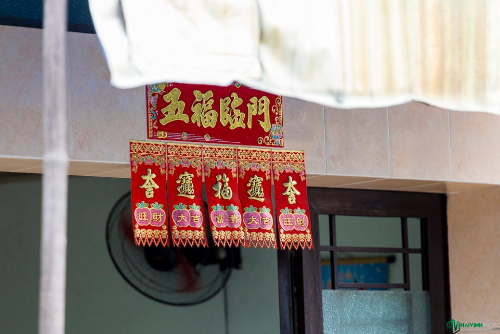 exploring antique sight of ho chi minh citys 100 year old alley