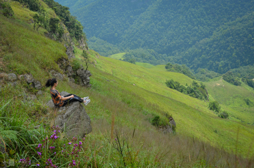 Mount Mau Son: Conquering the mount mau son conquering the dinosaur backbone sight