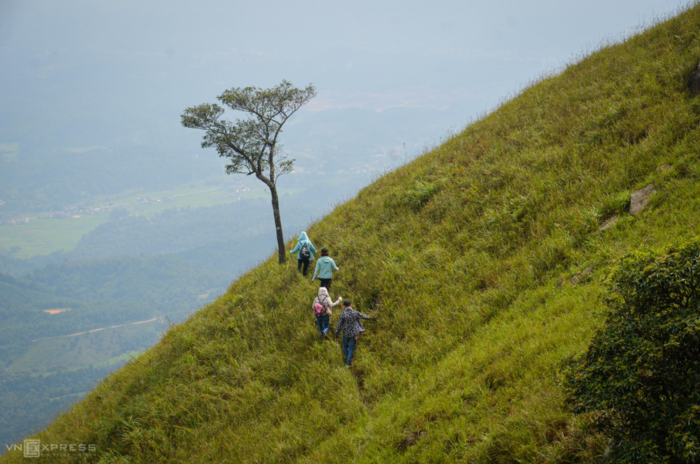 Mount Mau Son: Conquering the mount mau son conquering the dinosaur backbone sight