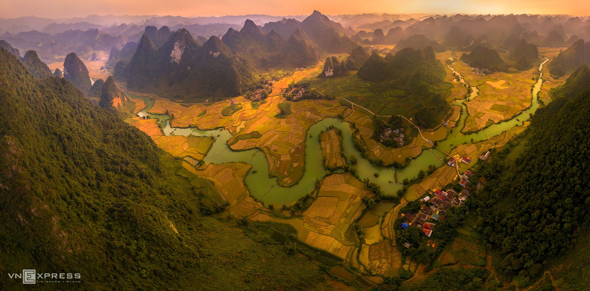 Mountainous harvest in the golden light of autumn