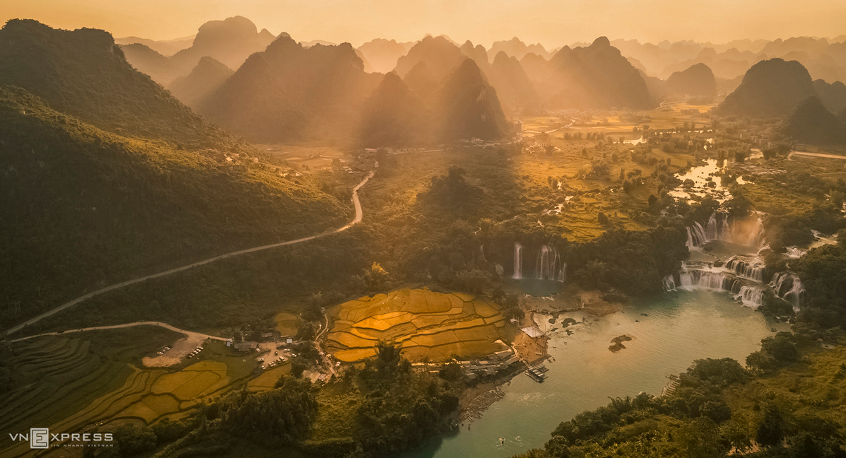 Mountainous harvest in the golden light of autumn