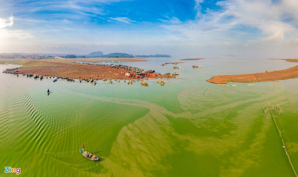 tri an lakes green hues as algae season comes