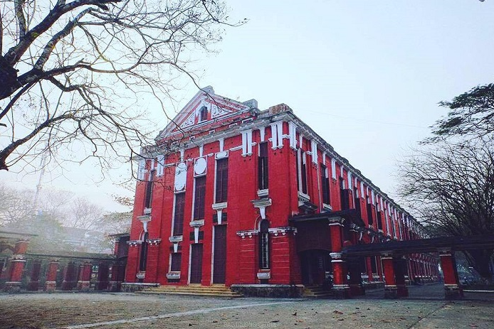 Top 3 schools & universities in Hue famous for its photogenic architecture