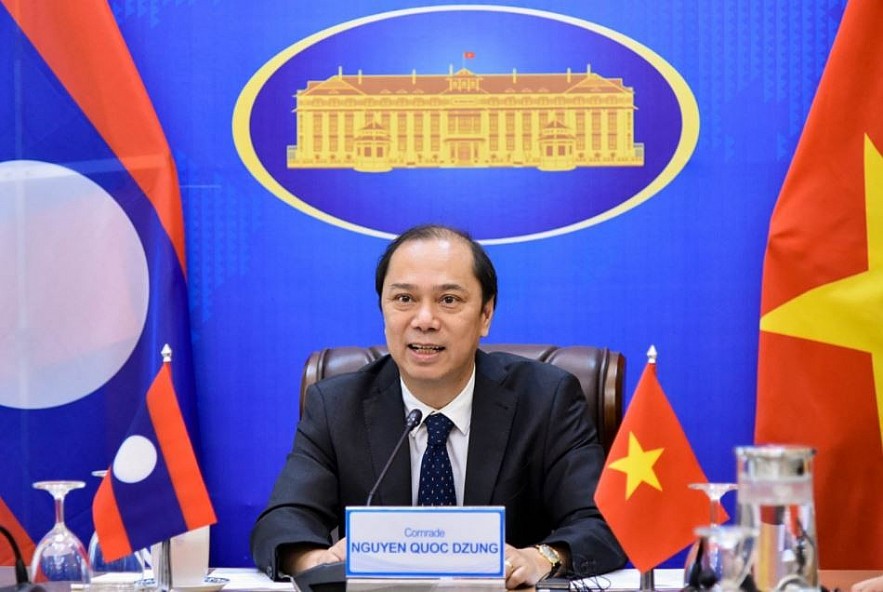 Vietnam, Laos Hold Political Consultation On Bilateral Ties