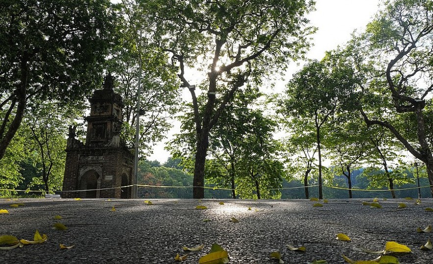 Peaceful Autumn Arrives in Hanoi