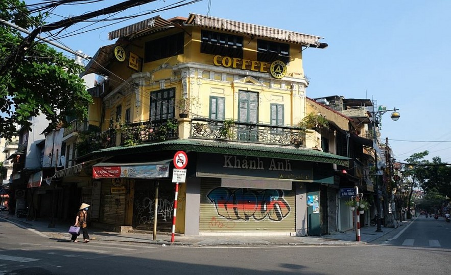 Peaceful Autumn Arrives in Hanoi