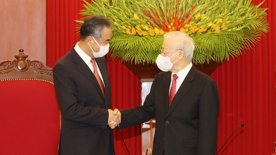 Vietnamese Leaders Welcome Chinese FM, Stress Need To Well Control Sea Disagreements