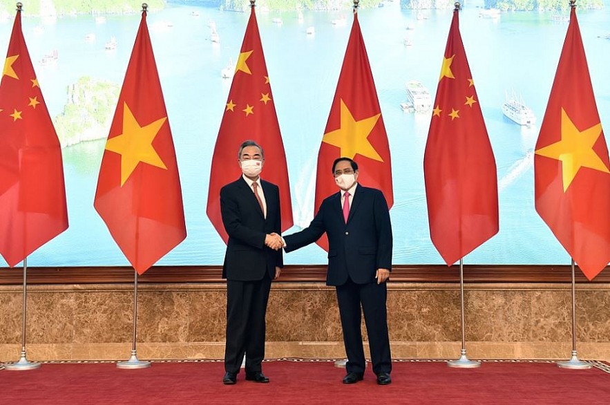 Vietnamese Leaders Welcome Chinese FM, Stress Need To Well Control Sea Disagreements