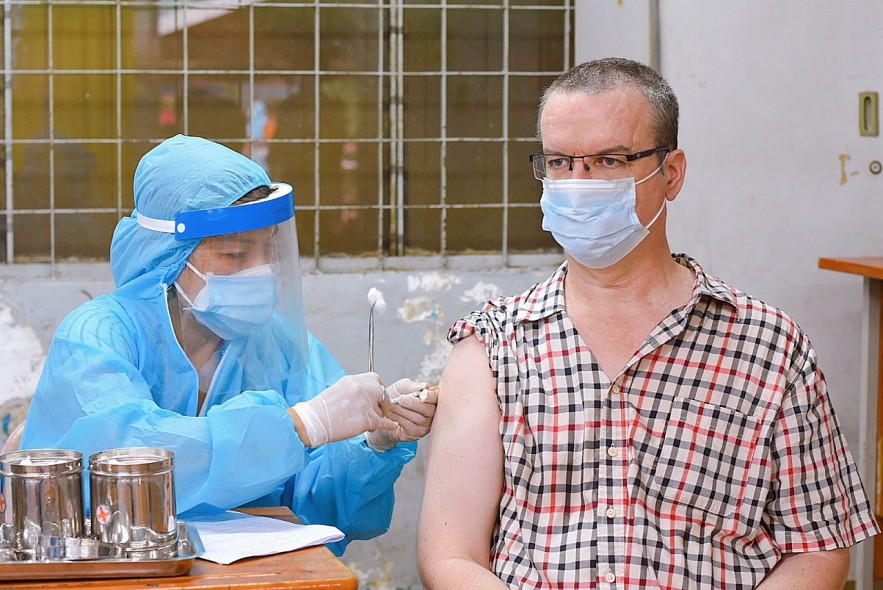 Ho Chi Minh City's Efforts to Support Foreigners Amid Pandemic