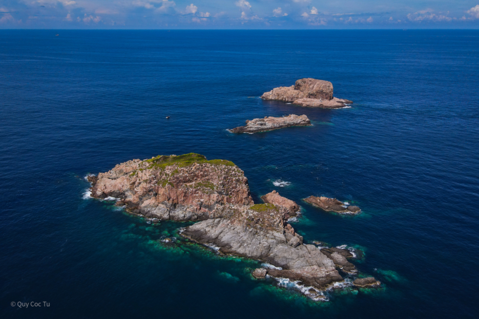 Ong Can - One of Vietnam's 11 sea territorial landmarks