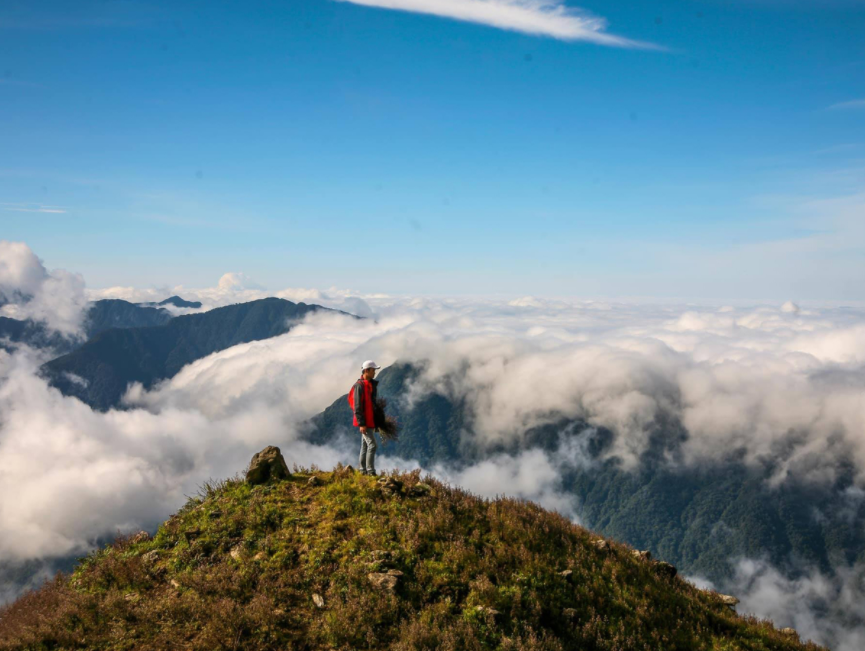 top cloud hunting locations in the last months of the year