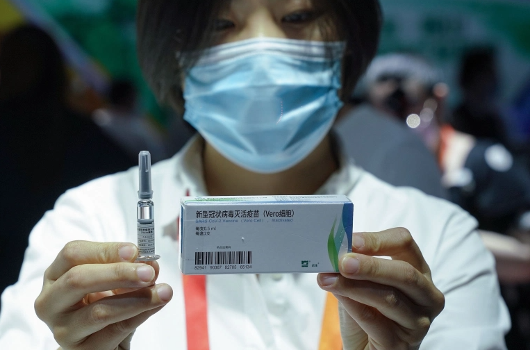 China rapidly expands use of experimental COVID-19 vaccines