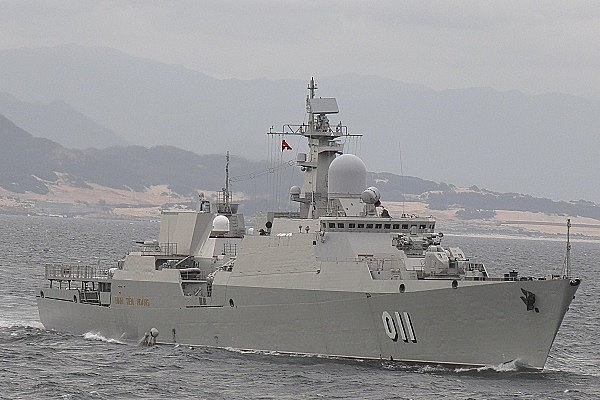 Vietnam's Navy Force Joins Exercises With Britain Frigate