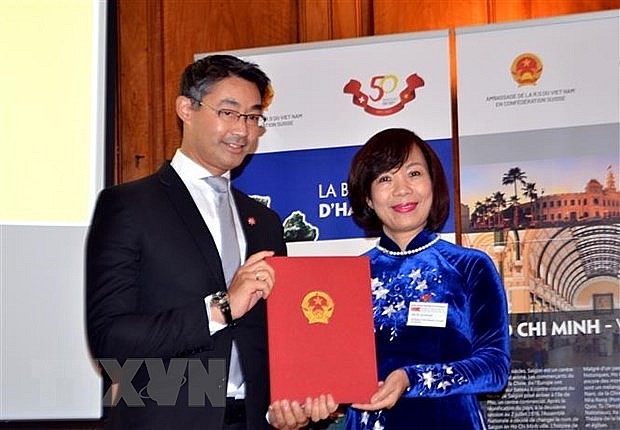 Vietnamese-born Ph.D. Appointed Honorary Consul of Vietnam in Switzerland