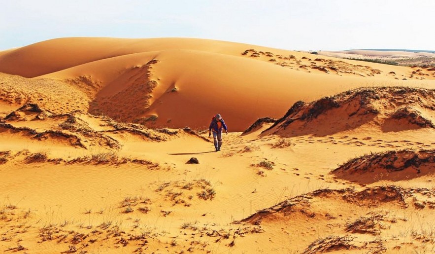 Exploring Vietnam's Miniature Sahara Desert