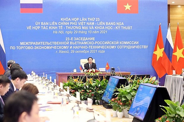 Vietnam, Russia Review Economic, Trade, Scientific Cooperation Ties