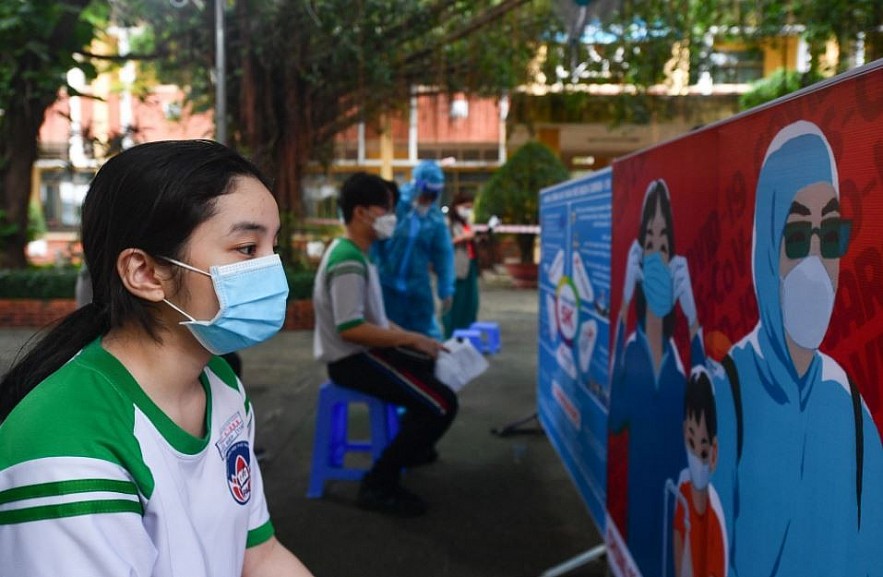 Vietnam Covid-19 Updates (Oct. 31): HCMC Health Department Urges Covid Booster Shots