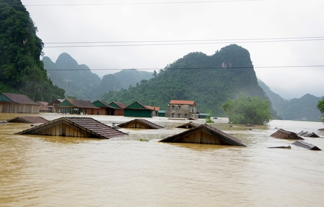 united states announces additional humanitarian assistance in response to flooding in vietnam