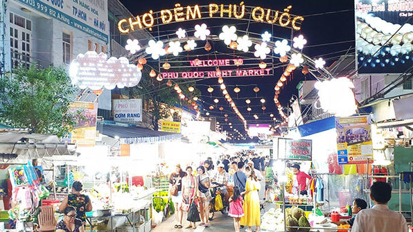 night market in phu quoc island district