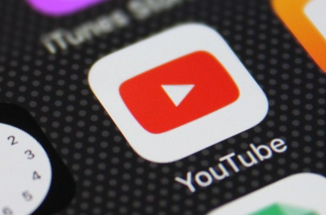 Vietnam takes actions to block cash flow to inappropriate YouTube contents