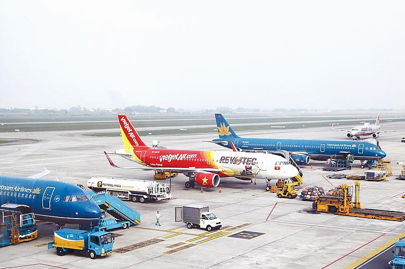 hanoi hcmc ranks second in worlds busiest domestic flight route