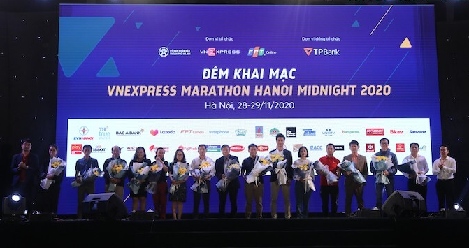 foreign runners electrified ahead of hanoi midnight marathon