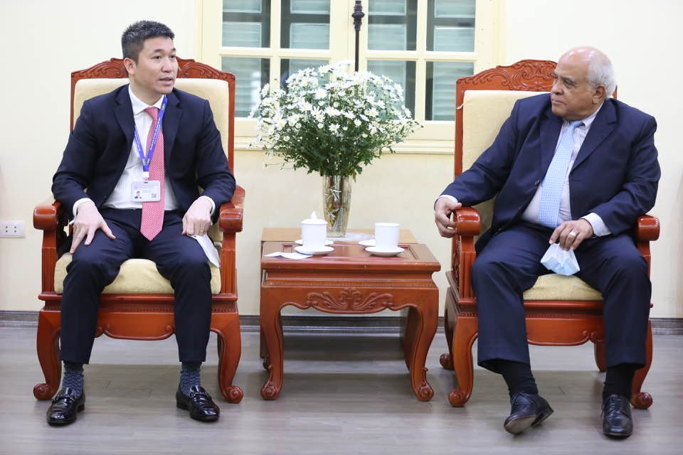 Cuba Ambassador to Vietnam Hopes to Spread Values of Bilateral Relations