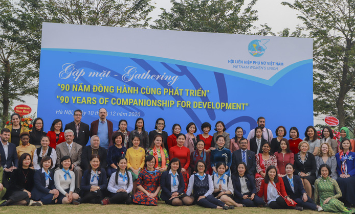 Women's Union tributes int'l friends for 90 years of 5353 capture