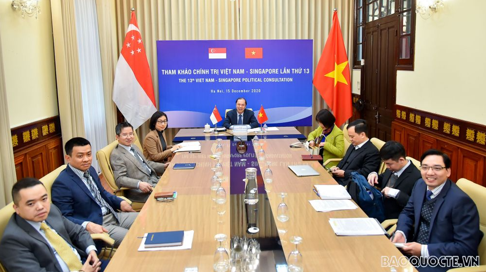 Vietnam, Singapore holds 13th Political Consultation in virtual form