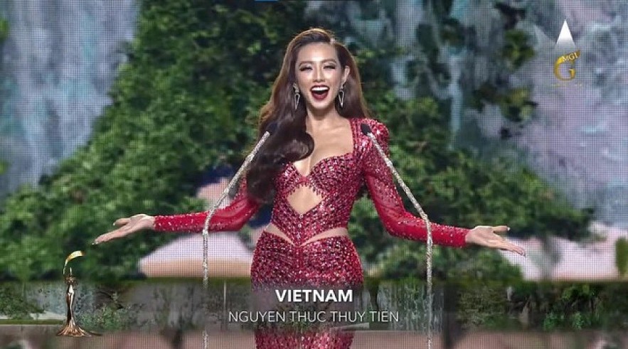 Get to Know Thuy Tien: 23-year-old Girl Crowned Vietnam