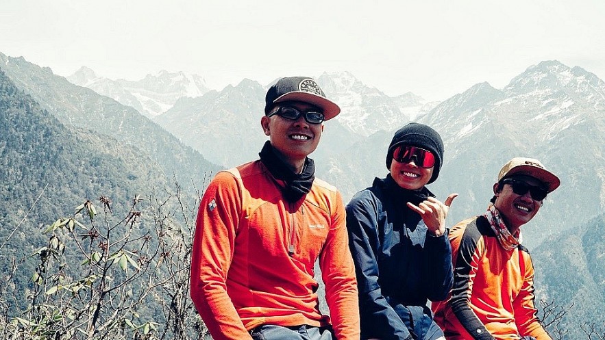 Vietnamese Actress Spreads Positive Energy Through Trekking Trips