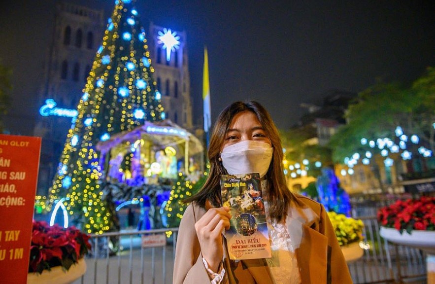 Photo: How Vietnamese Celebrate Christmas in Pandemic