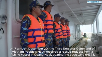 Vietnam's Third Regional Naval Command Rescues Fishing Vessel in Quang Ngai