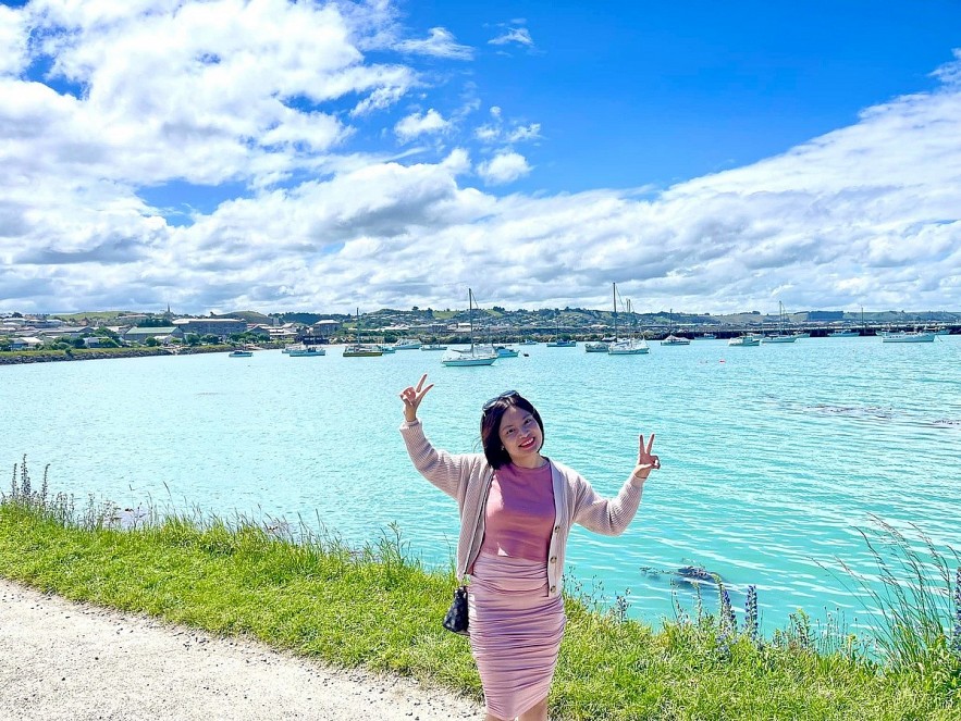 Ms. Snow Nguyen at Oamaru, Otago area, New Zealand. Photo: NVCC.