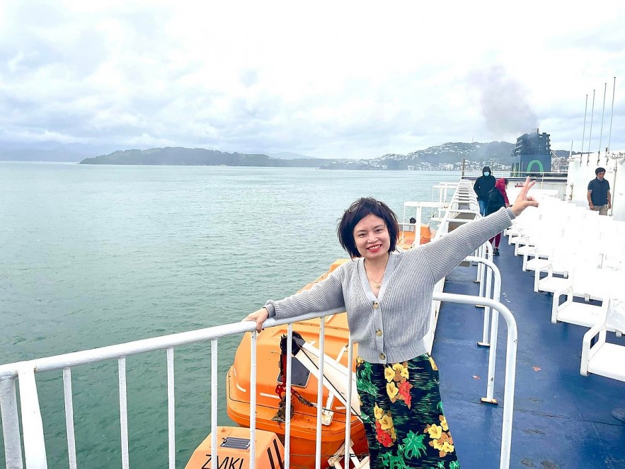 Snow Nguyen took the ferry from Wellington to Picton. Photo: NVCC.