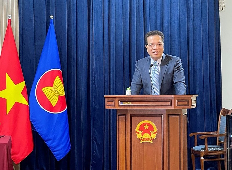 Vietnamese Embassy Held Meeting with Vietnamese Business Rpresentatives in Russia