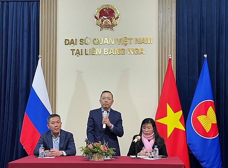 Vietnamese Embassy Held Meeting with Vietnamese Business Rpresentatives in Russia